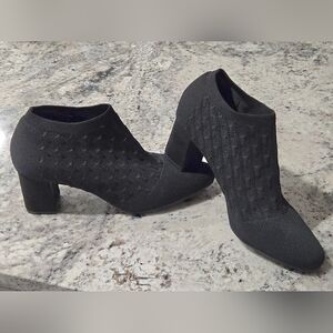 IMPO Novea Stretch Ankle Booties